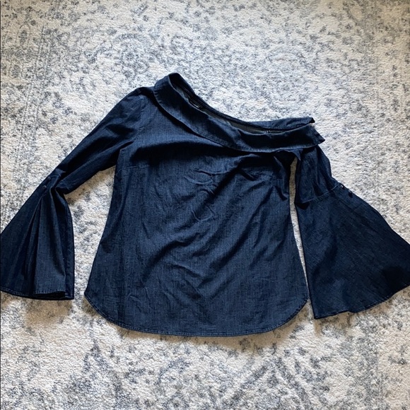 Banana Republic Tops - Banana Republic Off the Shoulder Blouse